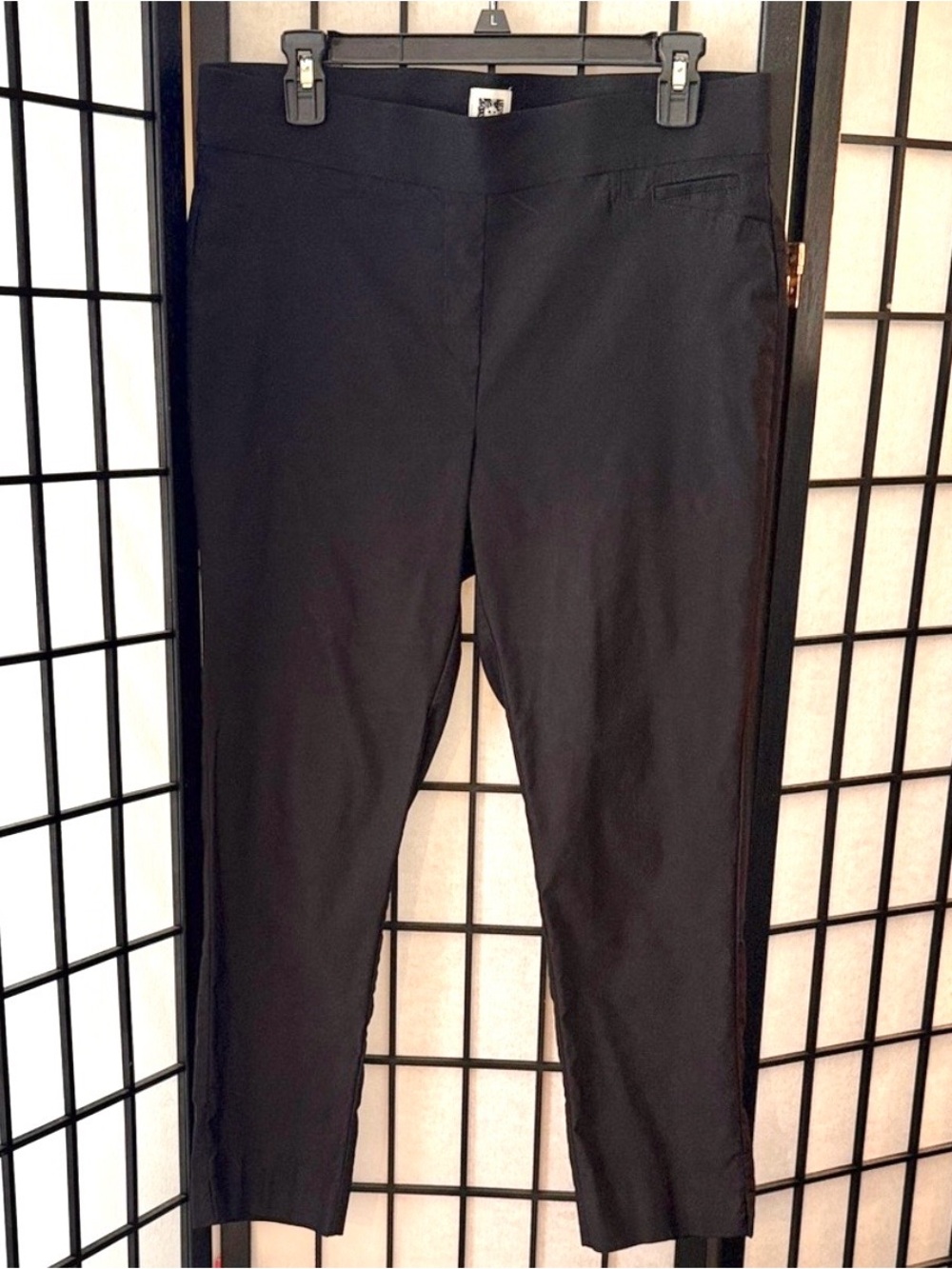 Anne Klein Black women’s Pants size M
